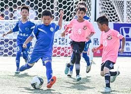 半场战报：格拉茨风暴0-0诺丁汉森林，吉布斯-怀特失点